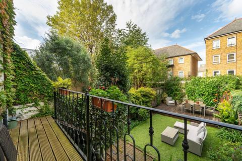 2 bedroom maisonette to rent, St James's Gardens, Holland Park, London, W11