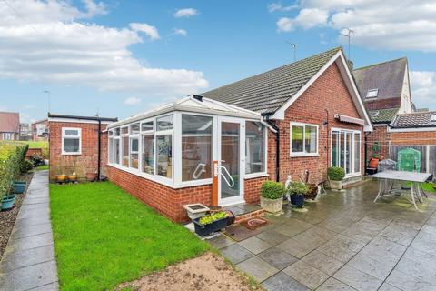 undefined, Seamons Close, Dunstable LU6