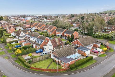 undefined, Seamons Close, Dunstable LU6