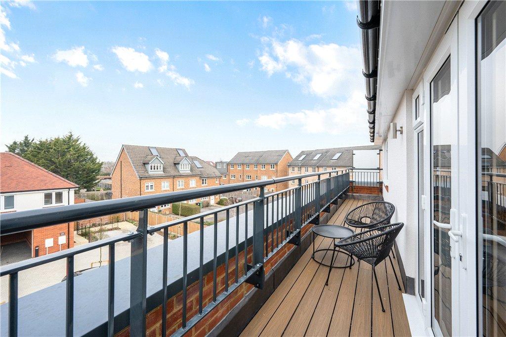 No 11 Balcony