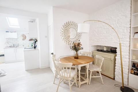 2 bedroom house for sale, Cross Street, Bideford EX39