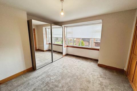 2 bedroom semi-detached house to rent, Clydebank G81
