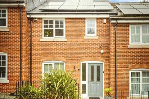 3 bedroom terraced house for sale, Longshaw Close, Manchester M8
