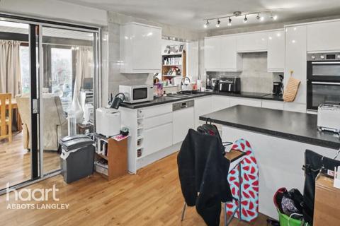 3 bedroom semi-detached house for sale, Lemonfield Drive, Watford