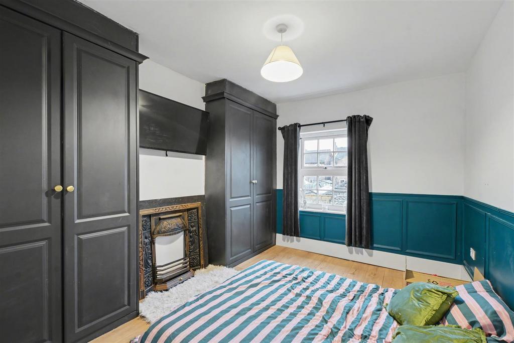 Bedroom 1.jpeg