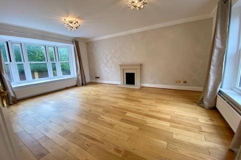 5 bedroom detached house to rent, Brickfields, Harrow