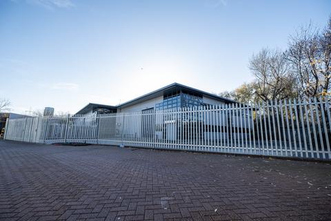 Industrial unit to rent, Datapoint Business Centre South crescent London E16 4TL