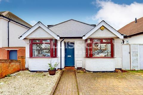 undefined, Greenford Gardens, Greenford, UB6