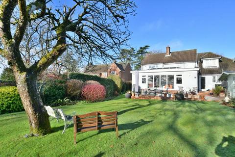 4 bedroom detached house for sale, Highland Road, Wimborne, BH21 2QN