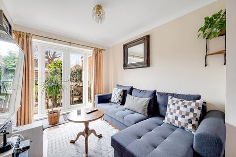 undefined, Beechwood Avenue, Greenford, Middlesex, UB6