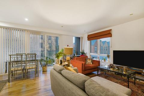 1 bedroom apartment for sale, Dowding Drive, Eltham, London, SE9