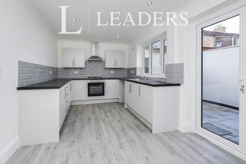 3 bedroom house to rent, Pendennis Street, L6