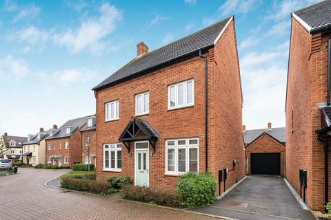 Simpson Drive, Heyford Park, OX25