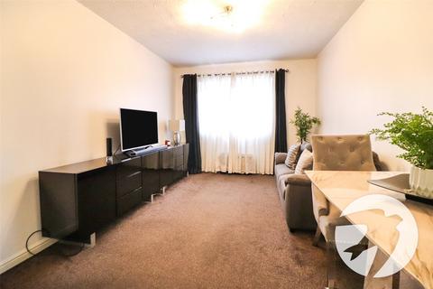 1 bedroom flat for sale, Chandlers Drive, Erith, DA8