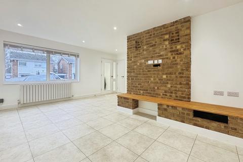 4 bedroom detached house to rent, Winnersh RG41