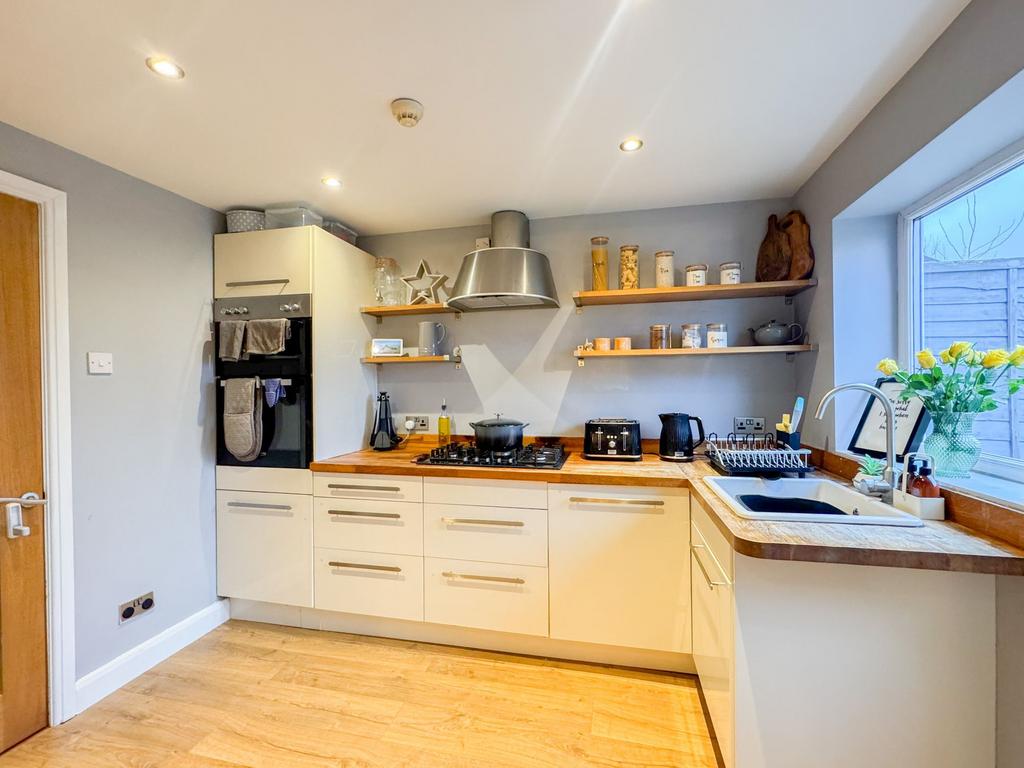 Open Plan Kitchen / Diner