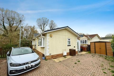 undefined, Thorney Mill Road, West Drayton UB7