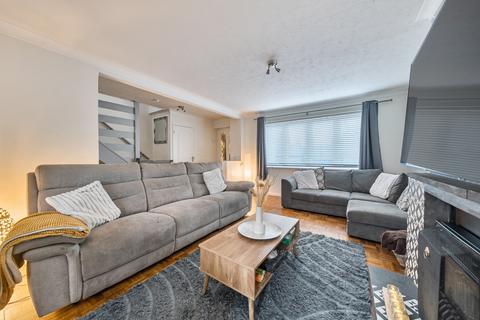 3 bedroom semi-detached house for sale, Boyne Drive, Chelmsford, Essex