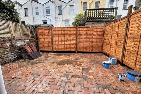 undefined, Roslyn Road, Bristol BS6