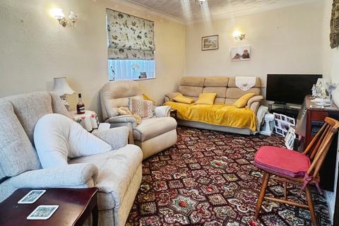 2 bedroom bungalow for sale, Knight Street, Pinchbeck, Spalding