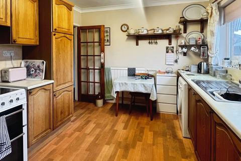 2 bedroom bungalow for sale, Knight Street, Pinchbeck, Spalding
