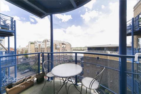 1 bedroom flat for sale, Jardine Road, LONDON, E1W
