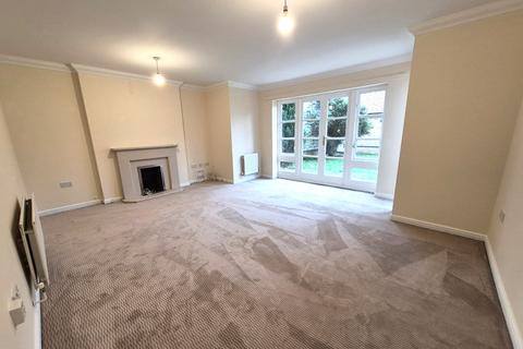 undefined, Ravenswood Avenue, Ravenswood, Ipswich, IP3