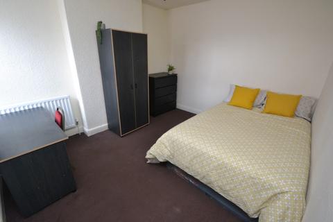 undefined, (3 BED) Oakfields Road, West Bridgford NG2