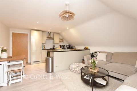2 bedroom apartment for sale, Challenge Court, Leatherhead, Surrey