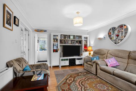 5 bedroom semi-detached house for sale, Fairview Road, Ash, GU12