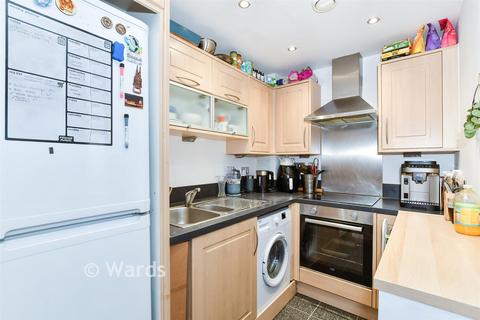 2 bedroom flat for sale, Kingfisher Meadow, Maidstone, Kent