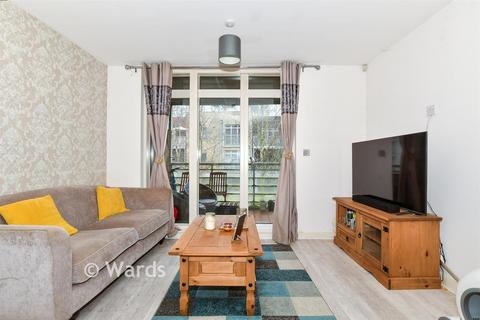 2 bedroom flat for sale, Kingfisher Meadow, Maidstone, Kent