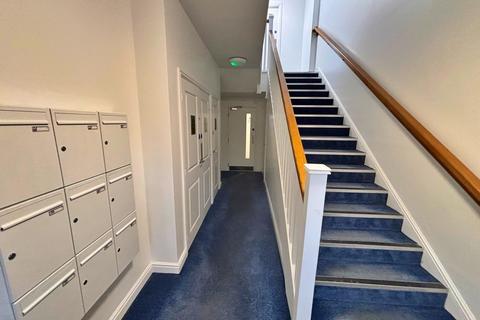 1 bedroom apartment for sale, Fields New Road, Chadderton, OL9