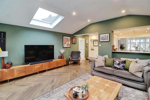 undefined, Manor Way, Crewe