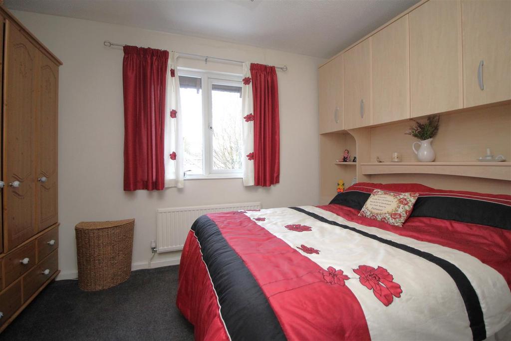 Bedroom 2 .JPG