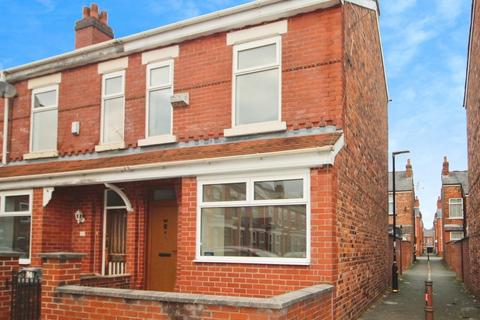 2 bedroom house for sale, Taylors Road, Stretford, Manchester