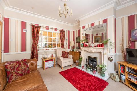 4 bedroom house for sale, Manor Street, Otley LS21