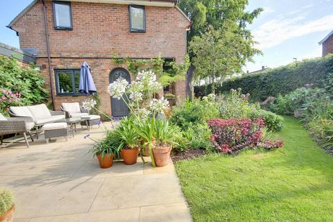 4 bedroom detached house for sale, Bishops Croft, Beverley