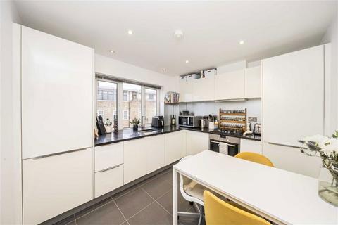 1 bedroom flat for sale, Rubens Place, London SW4