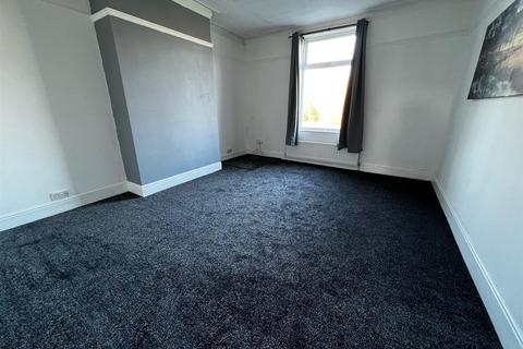 2 bedroom house share to rent, High Street South, Langley Moor, Durham