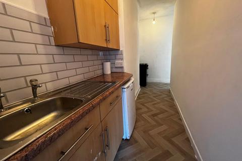 2 bedroom house share to rent, High Street South, Langley Moor, Durham