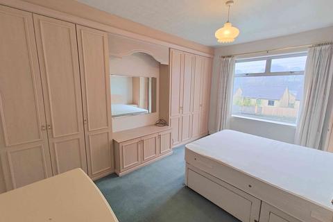 3 bedroom semi-detached house for sale, Bradford Road, Brighouse HD6