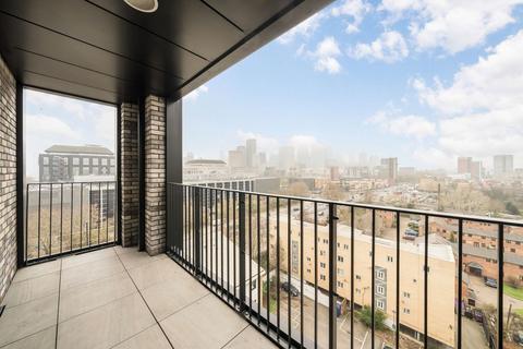 2 bedroom flat to rent, Aberfeldy Square, London E14