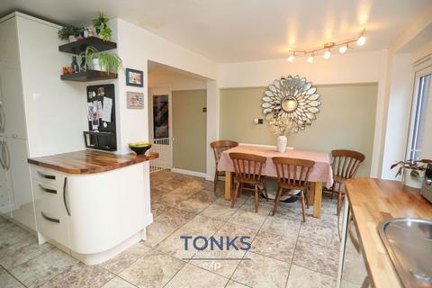 3 bedroom semi-detached house for sale, Willowsbrook Road, Halesowen B62