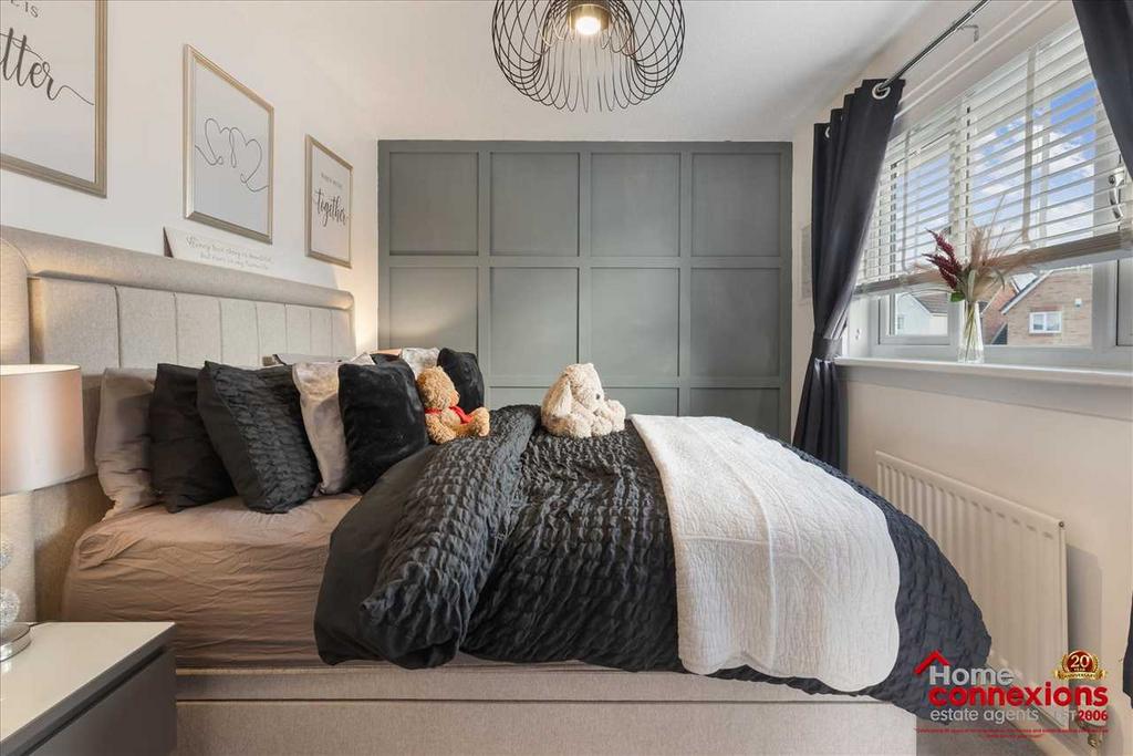 Bedroom One (3)
