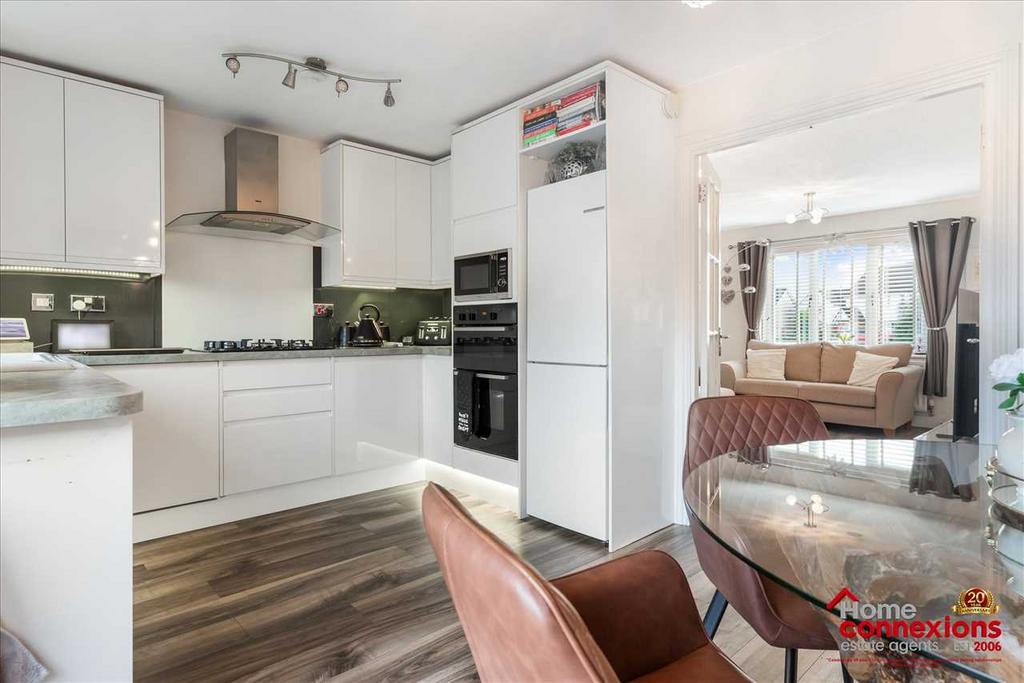 Kitchen Dining (3)
