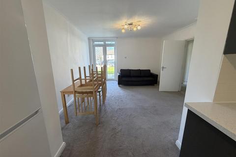 2 bedroom apartment to rent, Station Road, Hendon, LONDON, NW4