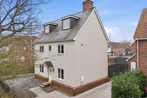 4 bedroom detached house for sale, River Court, Mountnessing, CM15