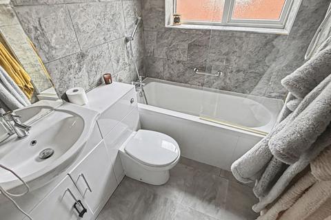 2 bedroom semi-detached house for sale, Chatsworth Drive, Widnes