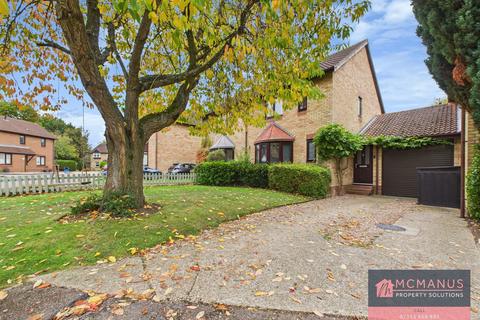 undefined, Ingleside Drive, Stevenage SG1